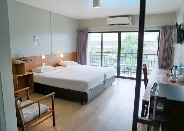 Basaya Beach Hotel & Resort